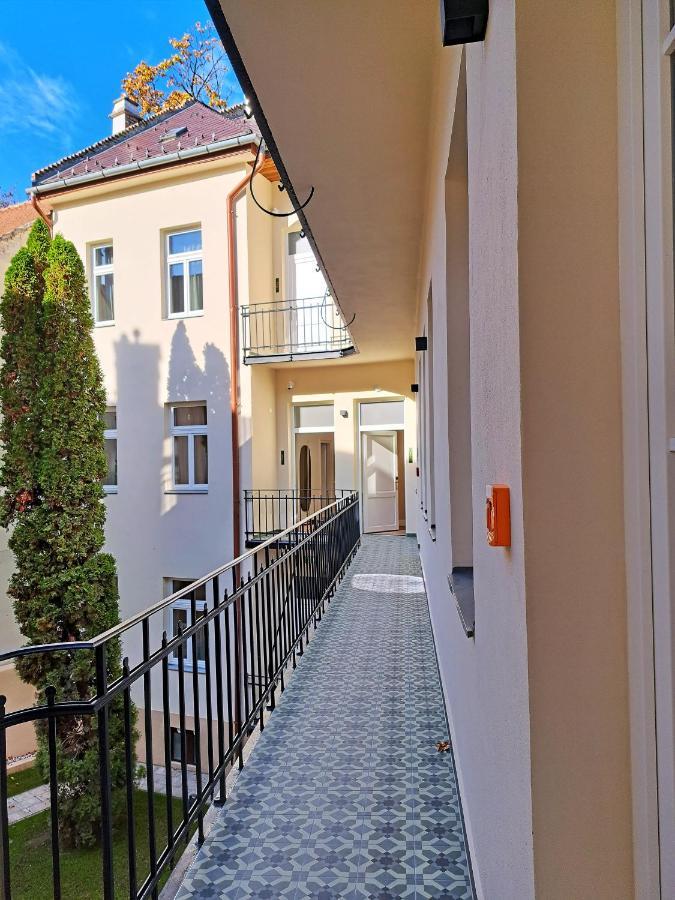 Hotel Domus Collis Győr Exterior foto